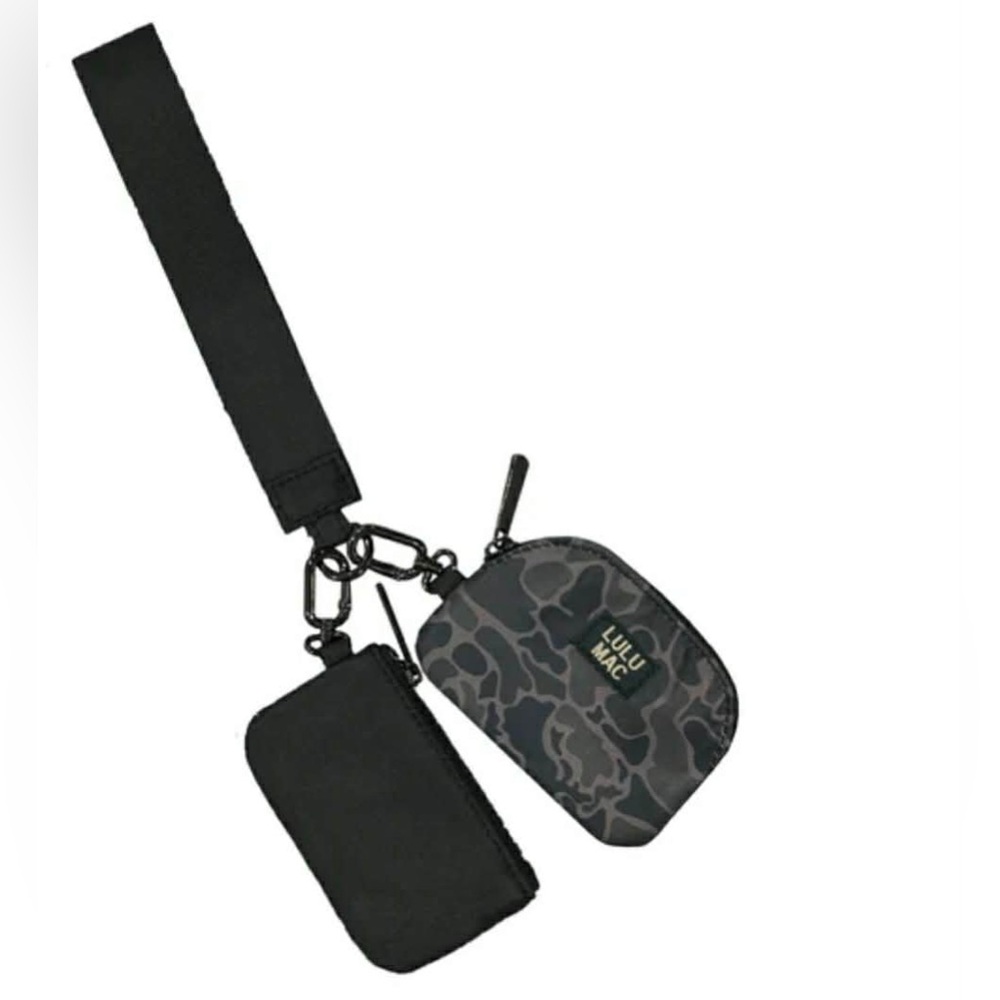 🦩LULU MAC CAMO WRISTLET